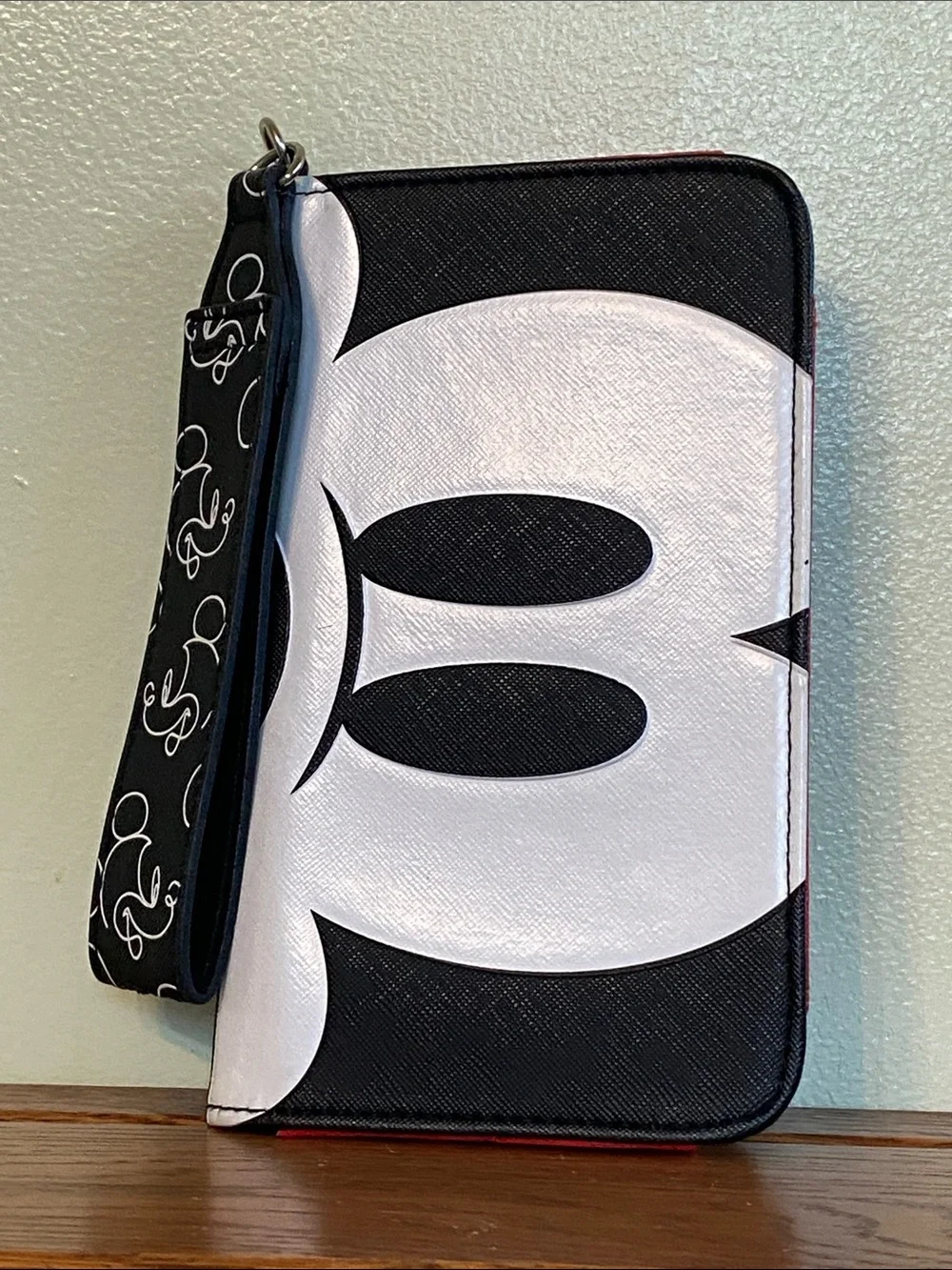 Character Mickey Mouse Disney Phone  Wallet  Wristlet